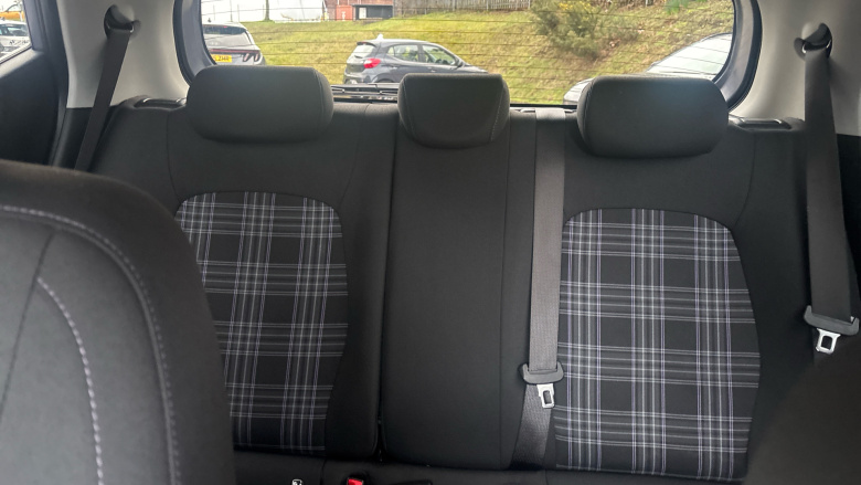 Hyundai i10 1.2 MPi Premium 5dr Auto Petrol Hatchback